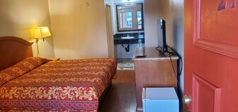 1515 E Colorado St in Glendale, CA - Building Photo