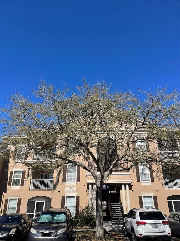 property at 2001 Tizewell Cir