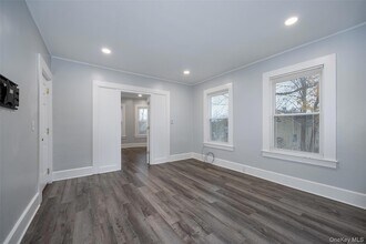 5 Orchard Pl in Poughkeepsie, NY - Building Photo - Building Photo