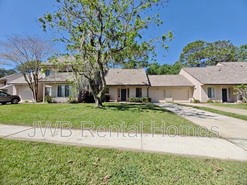 4137 Hanging Moss Ct in Jacksonville, FL - Building Photo