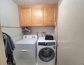 5560 Barclay Ct in Chino Hills, CA - Foto de edificio - Building Photo