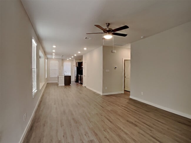 2411 Foster Hl Rd in Richmond, TX - Building Photo - Building Photo