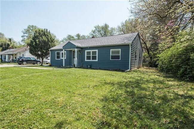 3235 E 43rd St in Indianapolis, IN - Building Photo - Building Photo
