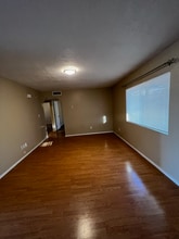 337 Gorman Ave in Belen, NM - Foto de edificio - Building Photo