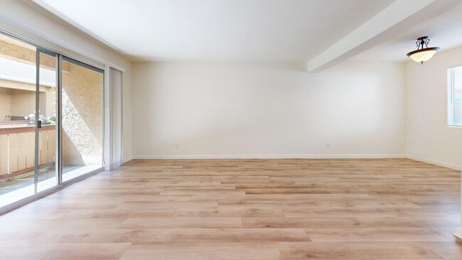20203 Cohasset St in Los Angeles, CA - Building Photo - Building Photo