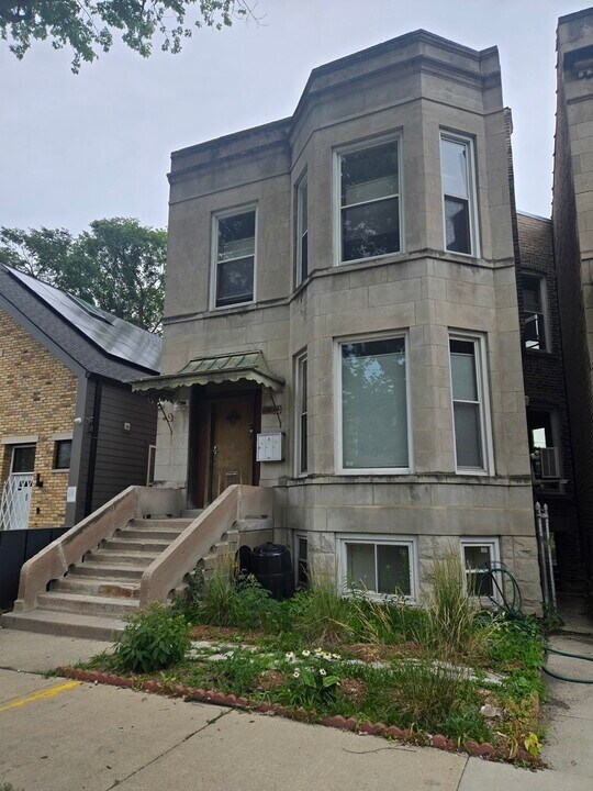 6339 S Eberhart Ave in Chicago, IL - Building Photo