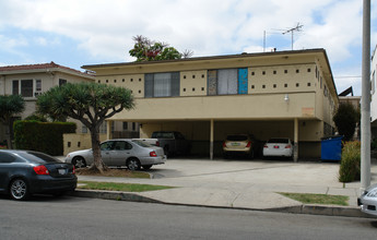 The Hobart Apartments in Los Angeles, CA - Foto de edificio - Building Photo