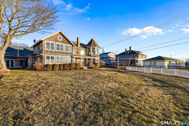 property at 5 Middle Beach Rd