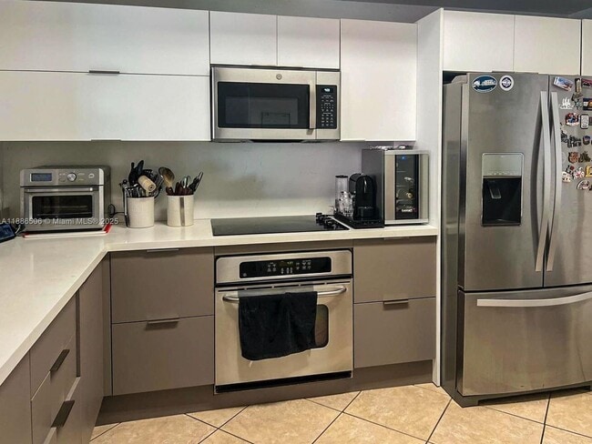 property at 3330 NE 190th St