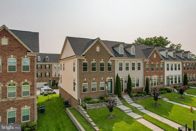 10536 My Girl Pl in Ellicott City, MD - Building Photo - Building Photo