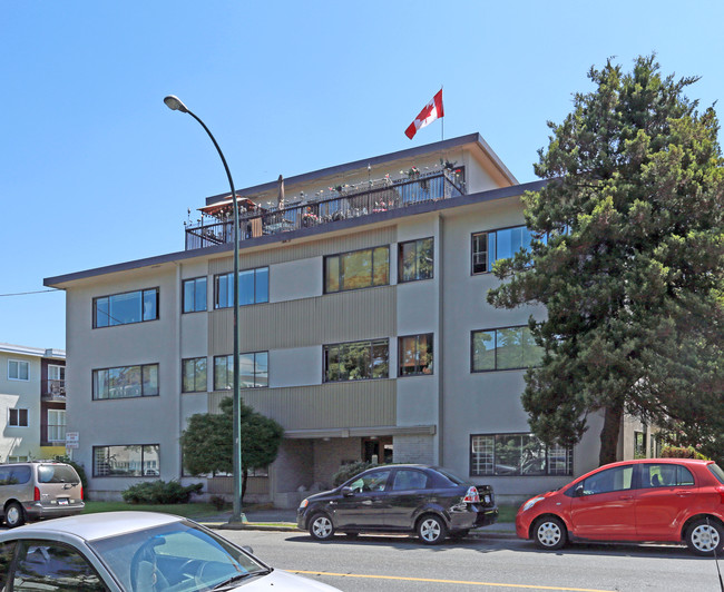 116 E 16th Ave in Vancouver, BC - Building Photo - Primary Photo