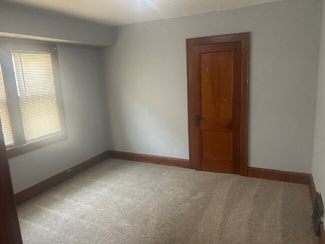 2861 N 58th St in Milwaukee, WI - Building Photo - Building Photo