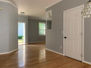 320 Harmony Ct in Alpharetta, GA - Building Photo - Building Photo