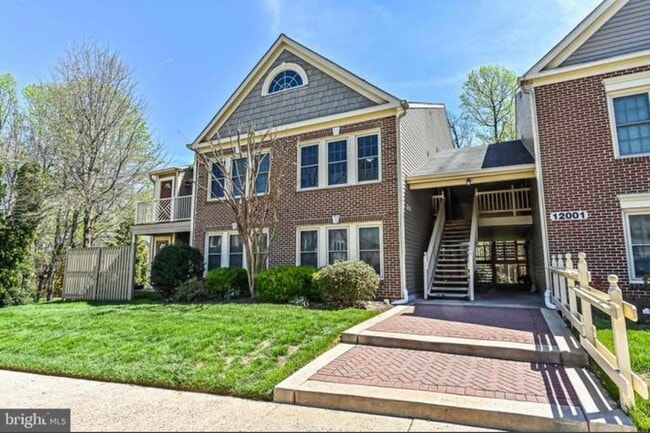 12001 Ridge Knoll Dr, Unit 805A in Fairfax, VA - Building Photo - Building Photo