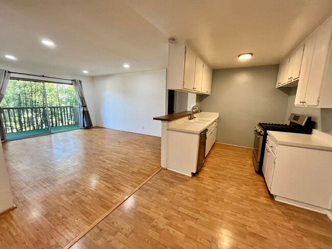 4727 W 147th St in Lawndale, CA - Building Photo - Building Photo