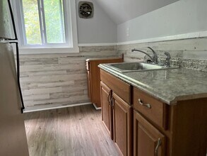 175 Avenue E in Rochester, NY - Building Photo - Building Photo