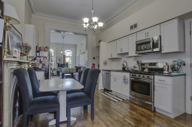 property at 523 Washington St