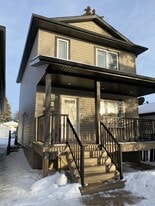 467 Halifax St in Regina, SK - Building Photo