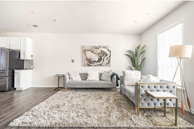 1421 Ridgebend Way SE in Mableton, GA - Foto de edificio - Building Photo