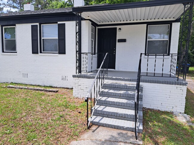 property at 2949 Jefferson St