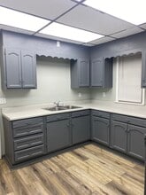 4107 Frederick Ave, Unit 1 in Baltimore, MD - Foto de edificio - Building Photo