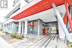 511 Sheppard Ave E in Toronto, ON - Building Photo