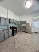 2310 Jena St in New Orleans, LA - Foto de edificio - Building Photo