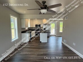 452 Smokering Dr in Robesonia, PA - Building Photo - Building Photo