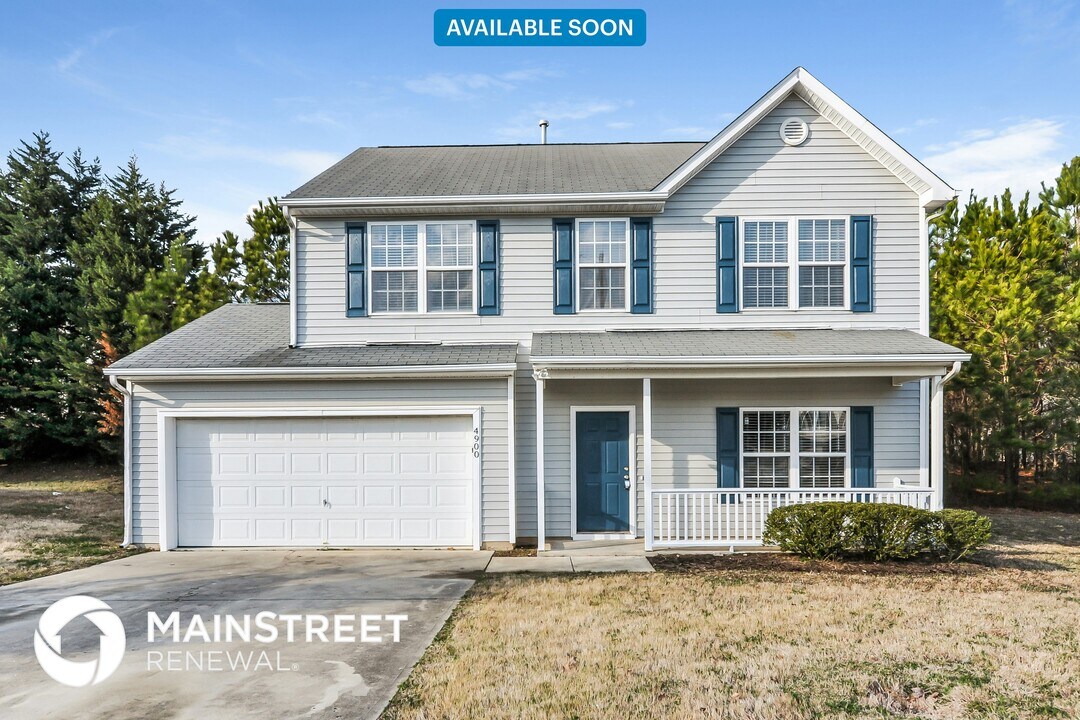 4900 Four Sons Ct in Raleigh, NC - Building Photo