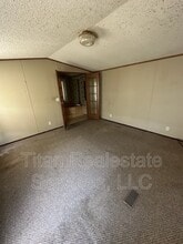 1835 S Lake Arthur Ave in Jennings, LA - Building Photo - Building Photo