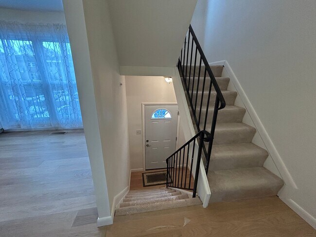 216 Whitherspoon Ln in Newark, DE - Building Photo - Building Photo