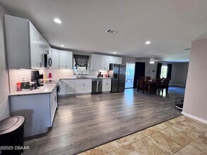 6 Ocean Cir in Ormond Beach, FL - Building Photo - Building Photo