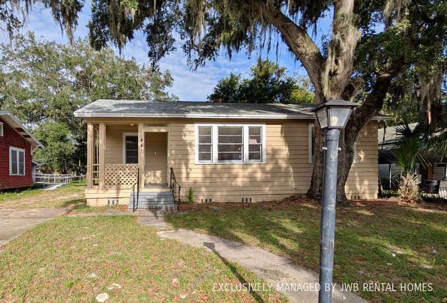 441 Crestwood St in Jacksonville, FL - Building Photo