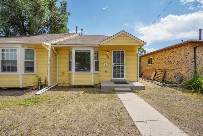 property at 38 S Meade St
