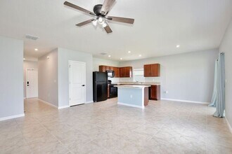 1224 Golden Eagle Ln in Winter Haven, FL - Building Photo - Building Photo