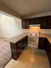 429 Ponderosa Ave in O'Fallon, IL - Foto de edificio - Building Photo