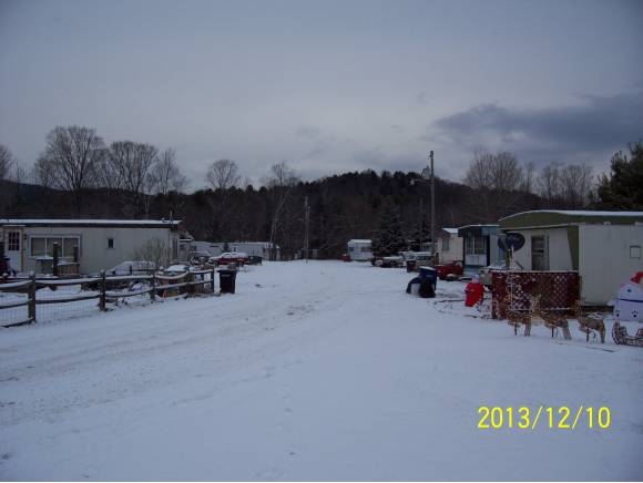 30 Georges Way in Fairlee, VT - Foto de edificio