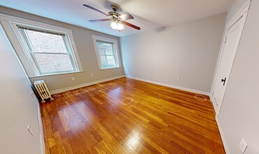 3 Gray Gdns W, Unit 3A in Cambridge, MA - Building Photo - Building Photo