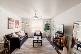 Lodge in San Marcos in San Marcos, TX - Building Photo - Building Photo