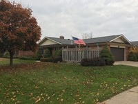 Hickory Manor Apartments in Owosso, MI - Foto de edificio - Building Photo