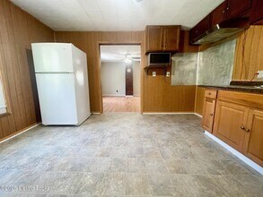 4305 Reas Ln in New Albany, IN - Building Photo - Building Photo
