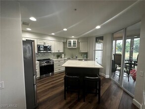 16420 Millstone Cir in Ft. Myers, FL - Foto de edificio - Building Photo