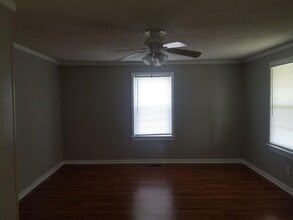 7686 US-13 in La Grange, NC - Building Photo - Building Photo