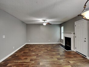 7481 Spoleto Loop in Fairburn, GA - Building Photo - Building Photo