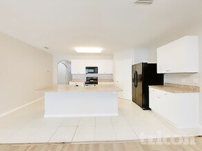 3041 Teak Ct in Deltona, FL - Foto de edificio - Building Photo