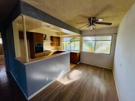 920 N 1st St, Unit G in Alhambra, CA - Building Photo