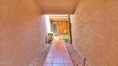 15825 N 61st St in Scottsdale, AZ - Building Photo - Building Photo