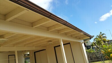646 Ho‘okanike St in Pearl City, HI - Building Photo - Building Photo