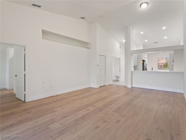 property at 445 Robin Hood Cir