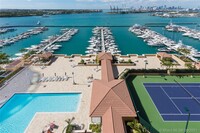 75 Washington Ave, Unit 1411 in Miami Beach, FL - Building Photo - Building Photo